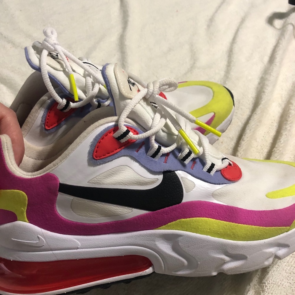 Nike Air Max 270 Reacts